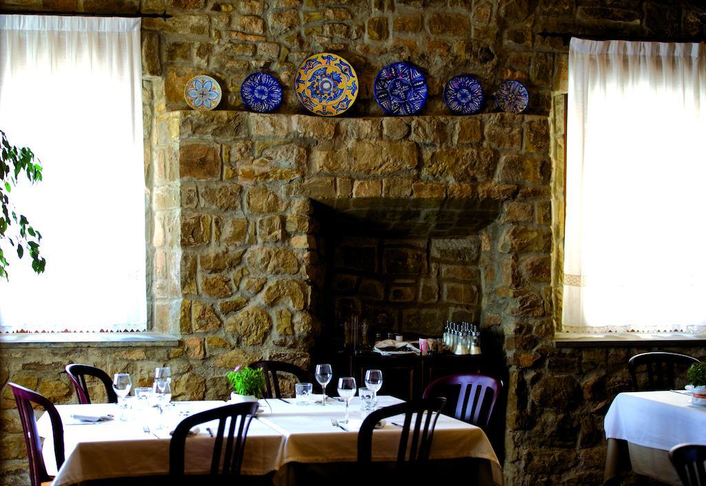 Hostal Palouet De Segarra Eksteriør bilde