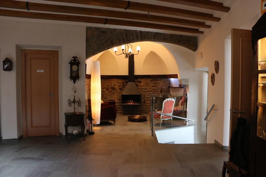 Hostal Palouet De Segarra Eksteriør bilde