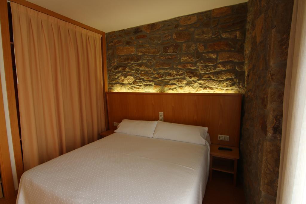 Hostal Palouet De Segarra Eksteriør bilde